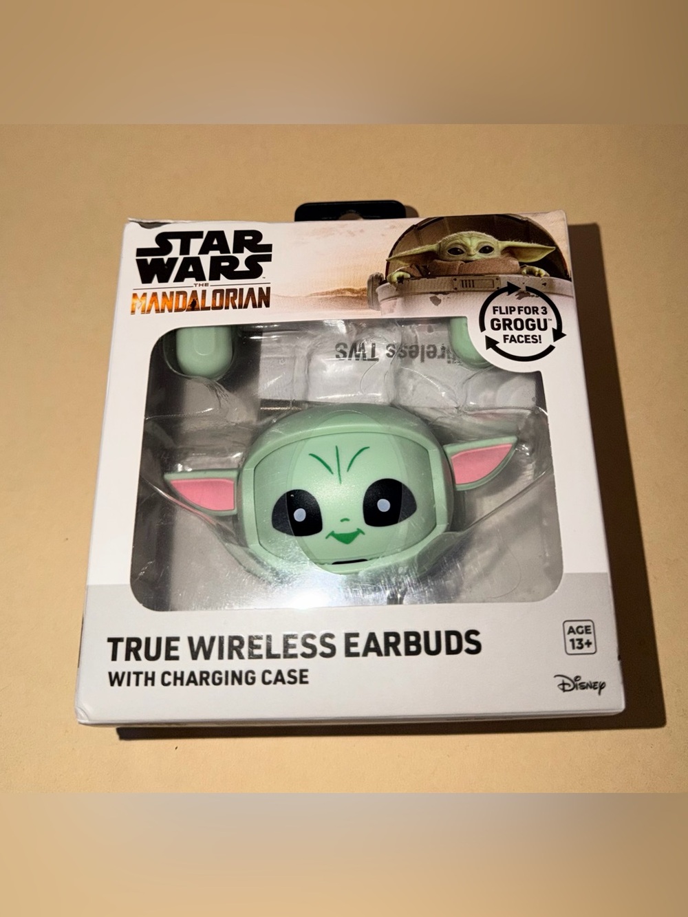 🪐NIB Star Wars The Mandalorian Grogu True Wireless Earbuds